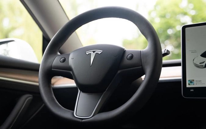 Tesla Model 3 cena 179900 przebieg: 40200, rok produkcji 2021 z Suwałki małe 121